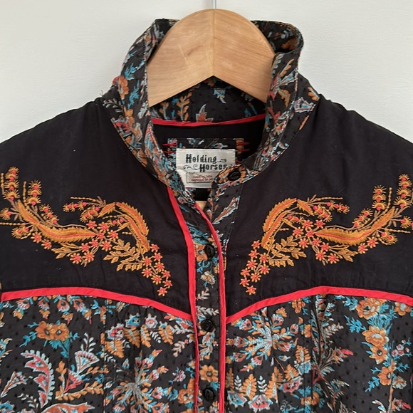 Holding Horses western mini - Picture 1 of 2